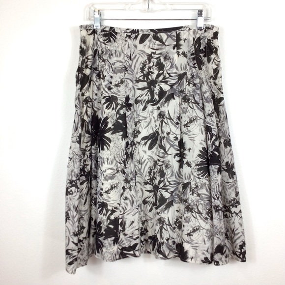 Talbots Black and White Floral A-Line Skirt - Picture 1 of 4